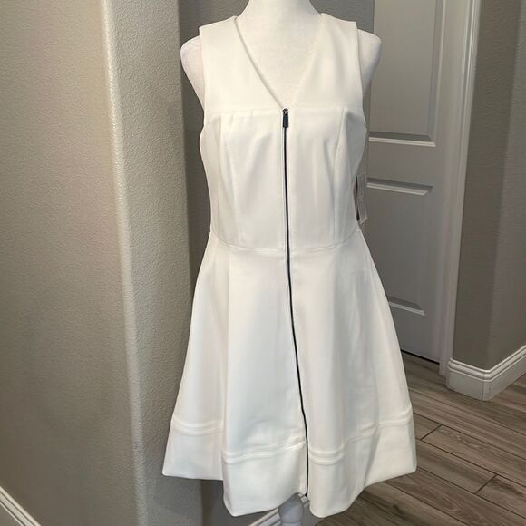 Vince Camuto New Zipper Sleeveless Mini Dress - Picture 2 of 5